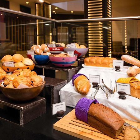Ibis Styles Accra Airport Hotel ภายนอก รูปภาพ