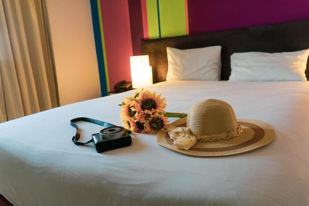 Ibis Styles Accra Airport Hotel ภายนอก รูปภาพ