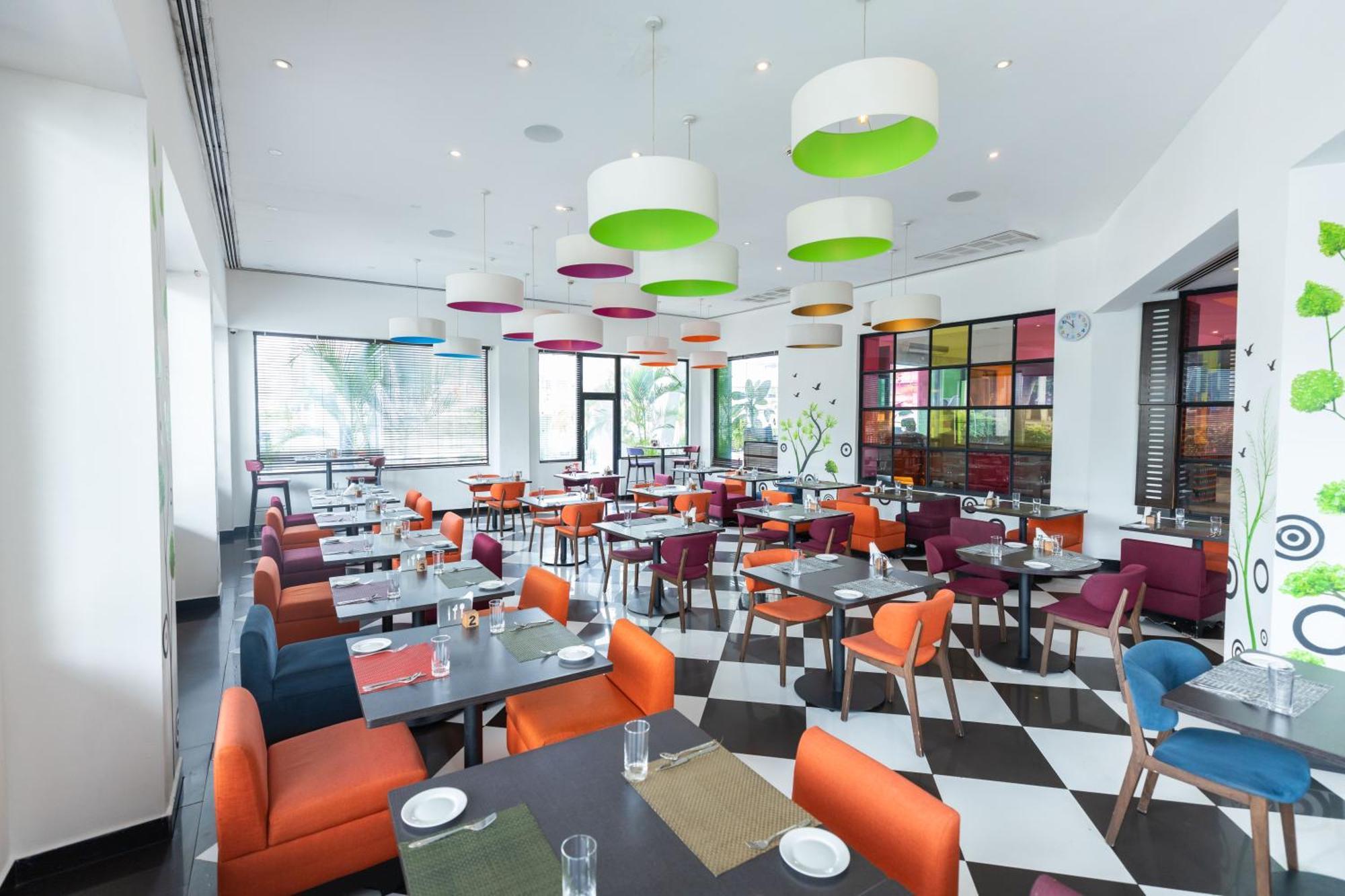 Ibis Styles Accra Airport Hotel ภายนอก รูปภาพ