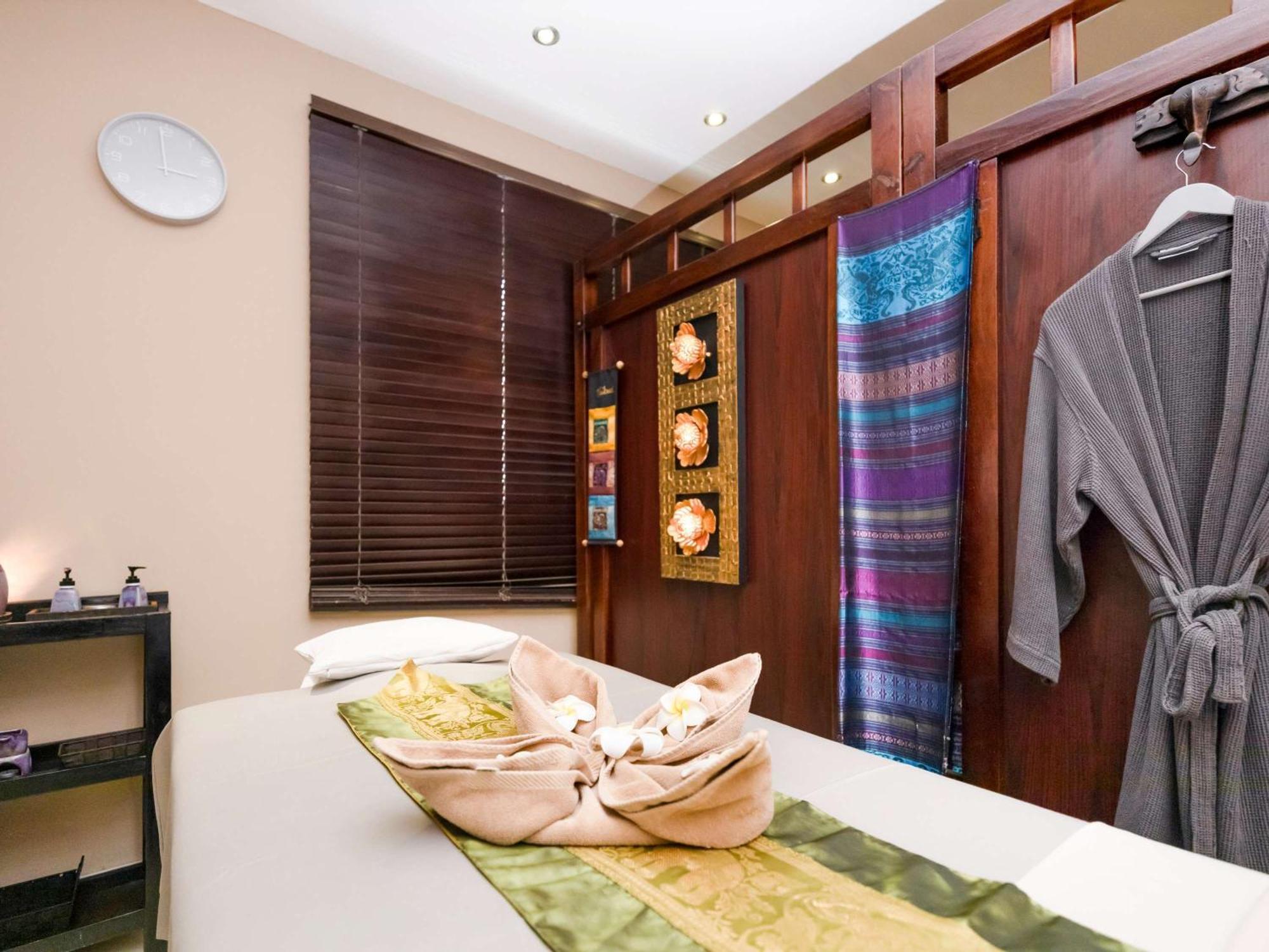 Ibis Styles Accra Airport Hotel ภายนอก รูปภาพ