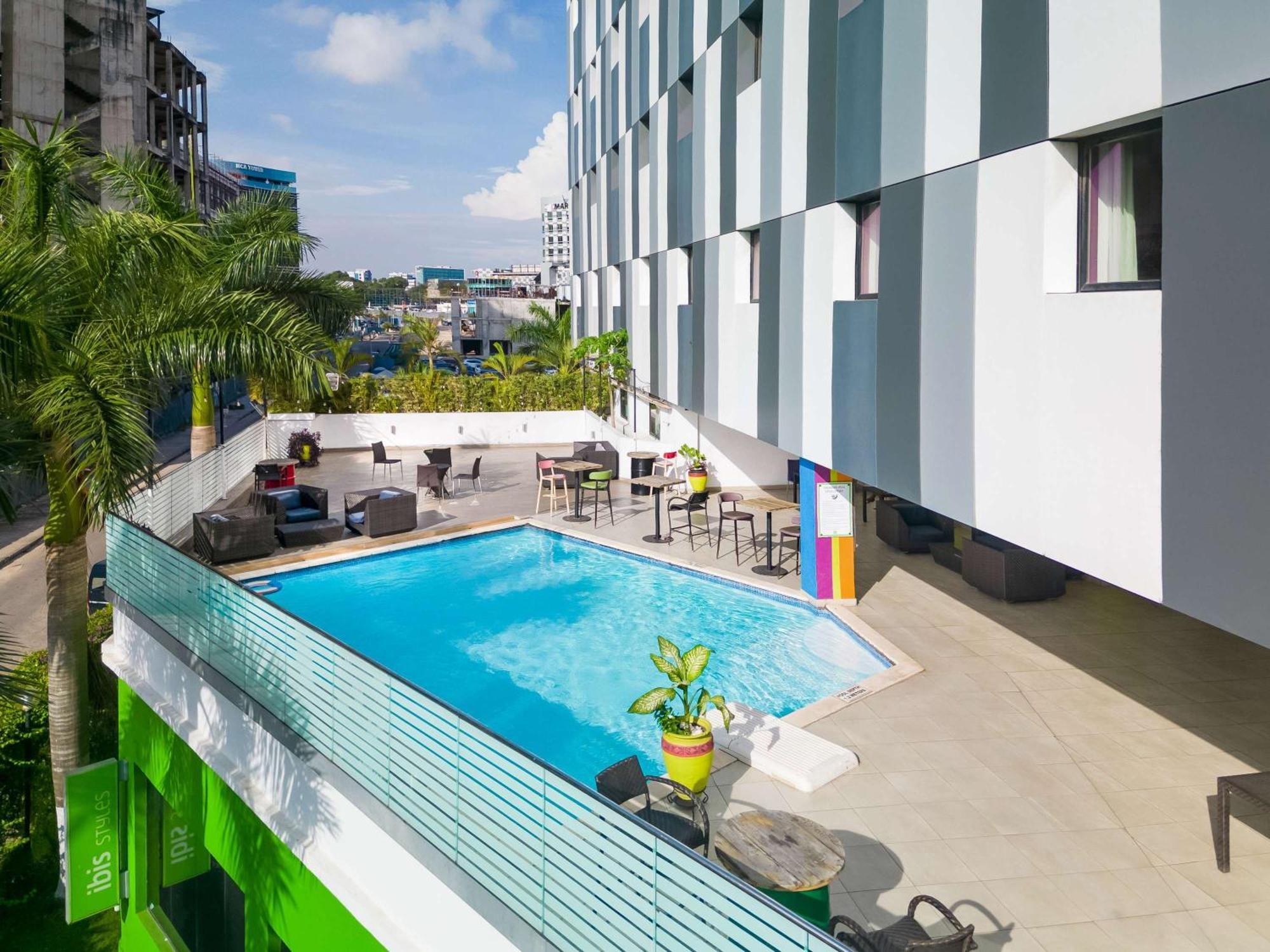 Ibis Styles Accra Airport Hotel ภายนอก รูปภาพ